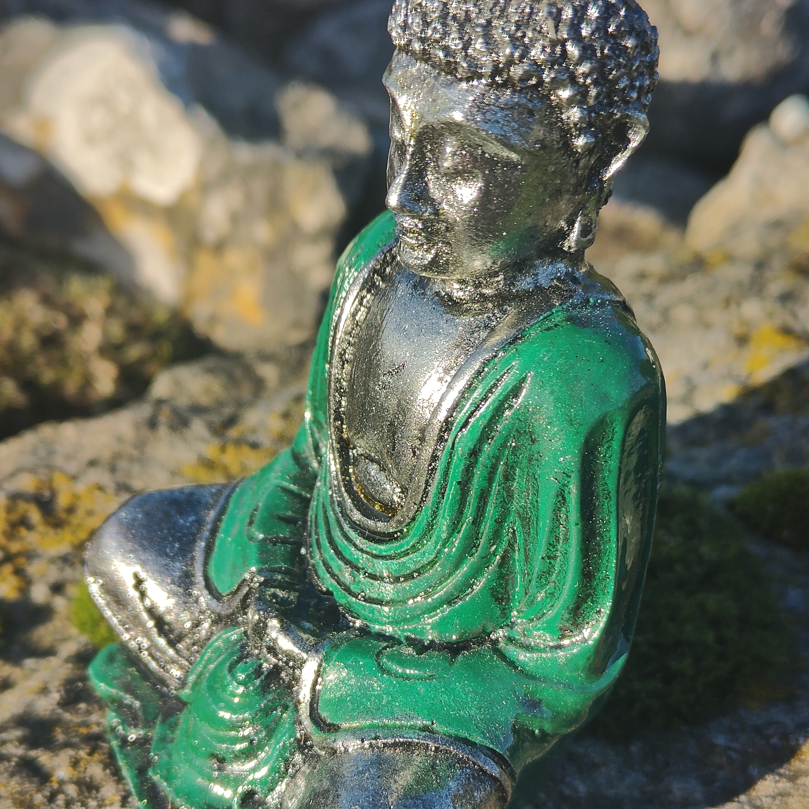 Lille Grøn & Sølvmalet Buddha - Visdom
